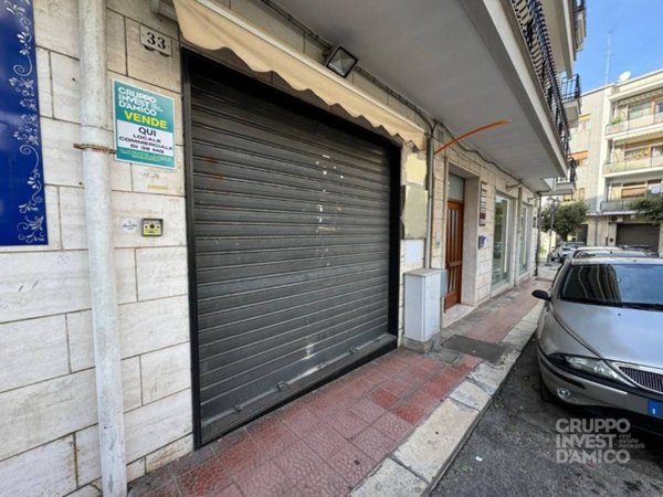 locale commerciale in vendita a Martina Franca