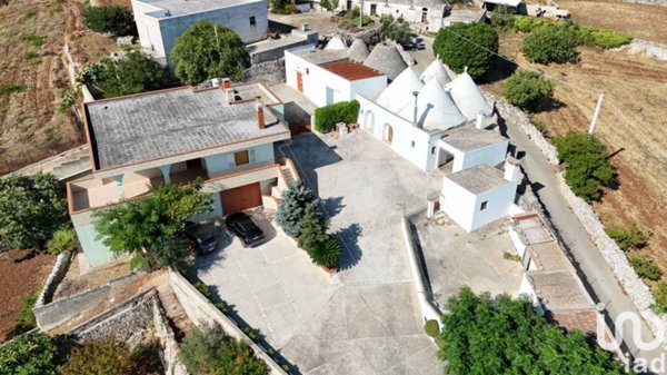 casa indipendente in vendita a Martina Franca in zona Monte Ilario