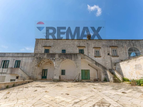 locale di sgombero in vendita a Martina Franca