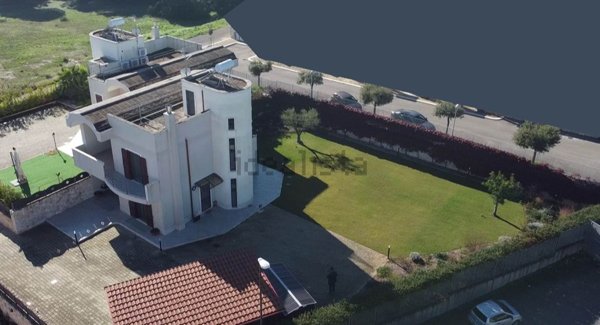 casa indipendente in vendita a Martina Franca in zona Pergolo