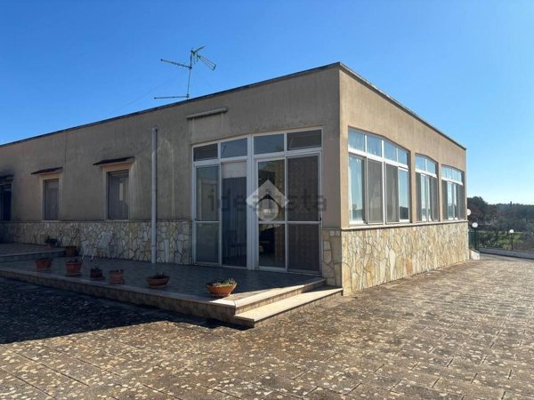 casa indipendente in vendita a Martina Franca in zona Cicerone