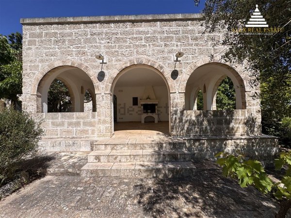 casale in vendita a Martina Franca in zona Nigri