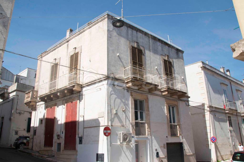 casa indipendente in vendita a Martina Franca in zona Centro Storico