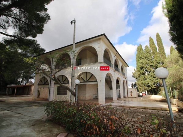 casa indipendente in vendita a Martina Franca