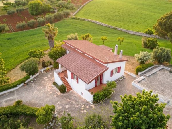 casa indipendente in vendita a Martina Franca