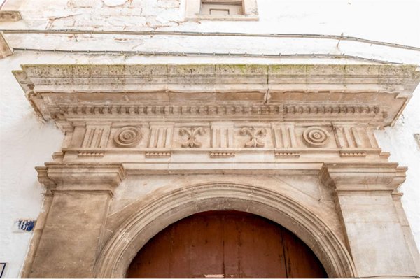 intera palazzina in vendita a Martina Franca in zona Centro Storico