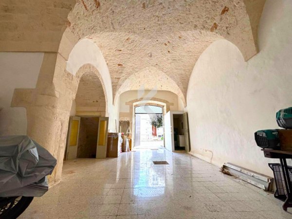 casa indipendente in vendita a Martina Franca in zona Centro Storico