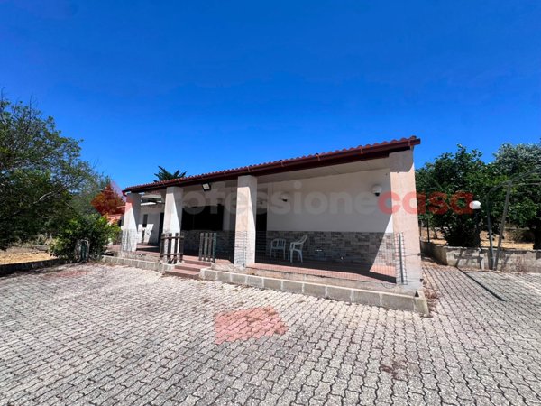 casa indipendente in vendita a Martina Franca in zona Monti del Duca