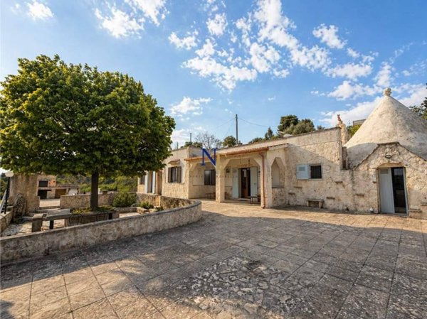 casa indipendente in vendita a Martina Franca in zona Monti del Duca