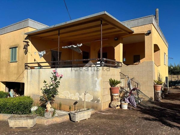 casa indipendente in vendita a Martina Franca in zona Cicerone