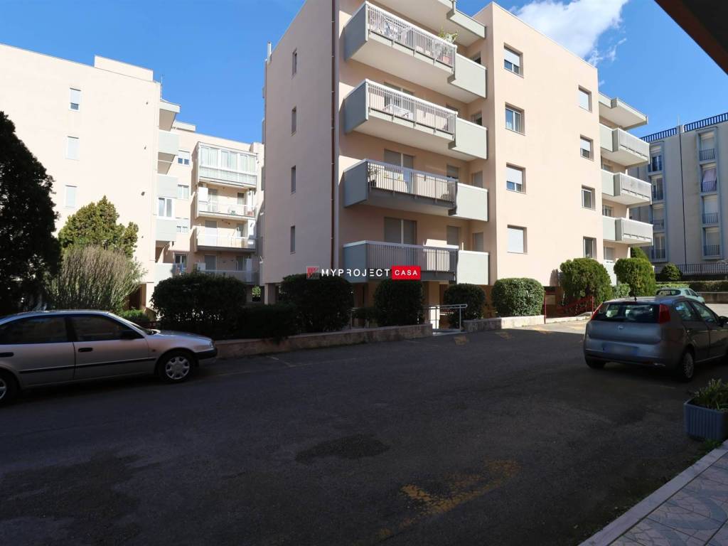 appartamento in vendita a Martina Franca in zona Montetulio