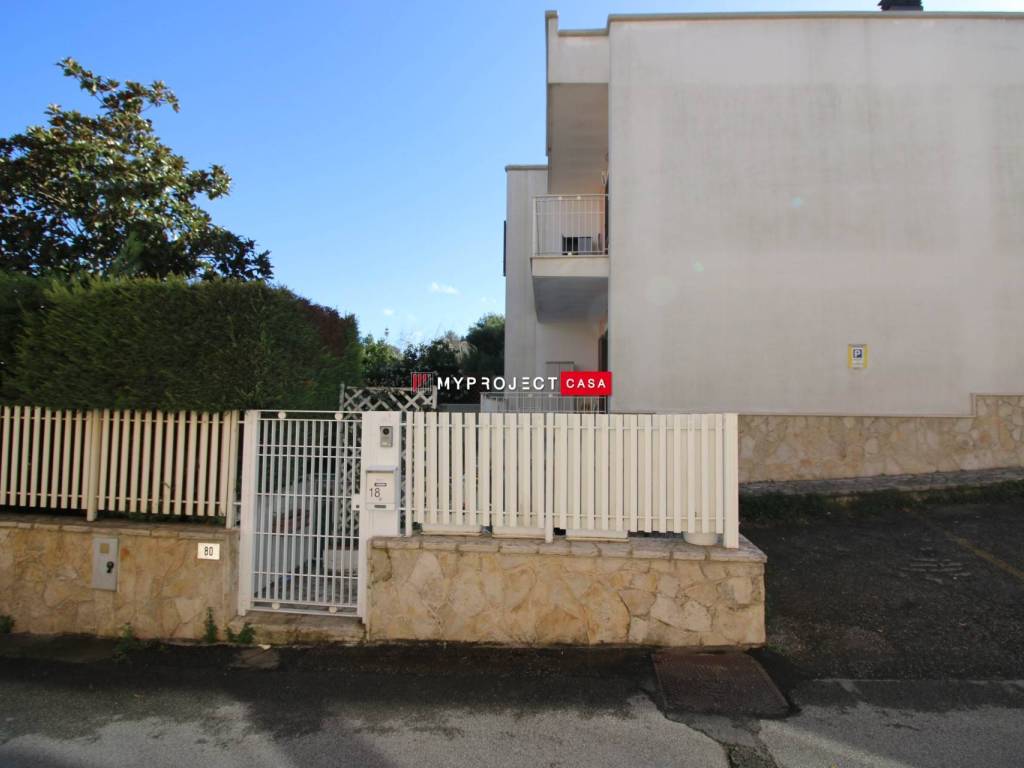 appartamento in vendita a Martina Franca in zona Montetulio
