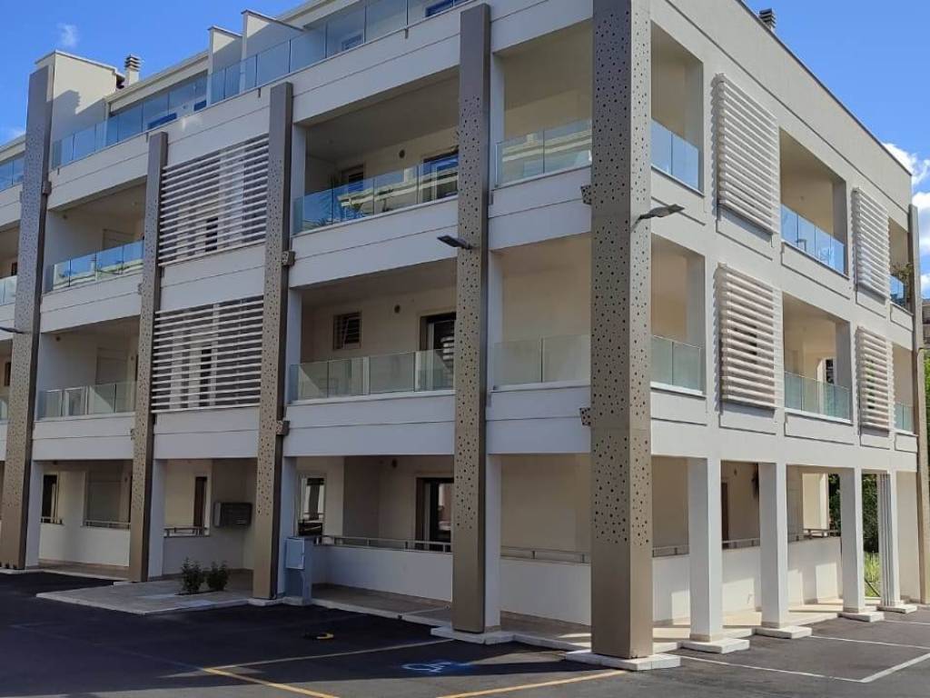 appartamento in vendita a Martina Franca in zona Montetulio