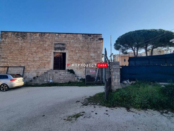 locale commerciale in vendita a Martina Franca in zona Montetulio