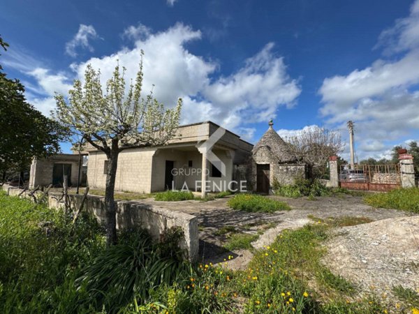 casa indipendente in vendita a Martina Franca in zona Monti del Duca