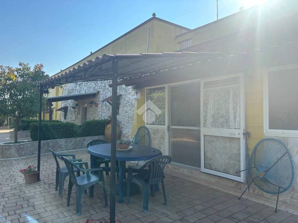 casa indipendente in vendita a Martina Franca in zona Monti del Duca