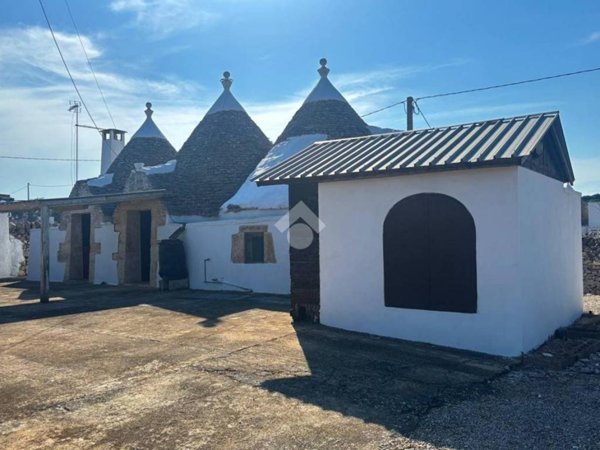 casa indipendente in vendita a Martina Franca in zona Ortolini