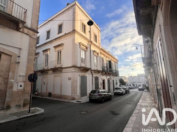 intera palazzina in vendita a Martina Franca in zona Centro Storico