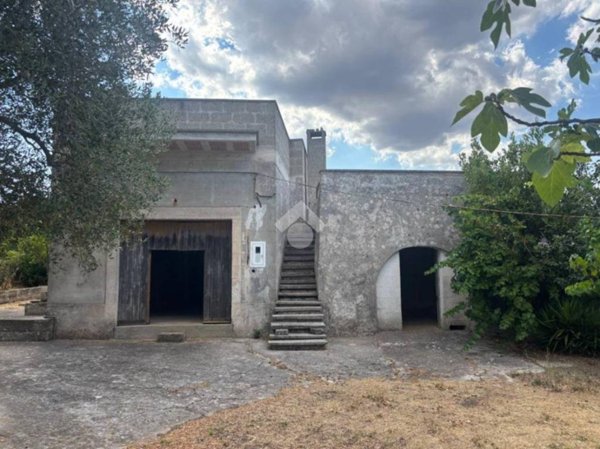 casa indipendente in vendita a Martina Franca in zona Specchia Tarantina