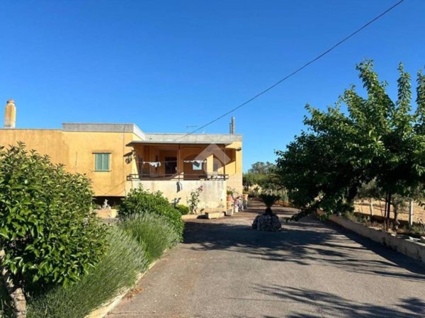 casa indipendente in vendita a Martina Franca