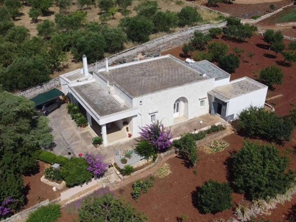 casa indipendente in vendita a Martina Franca in zona Nigri
