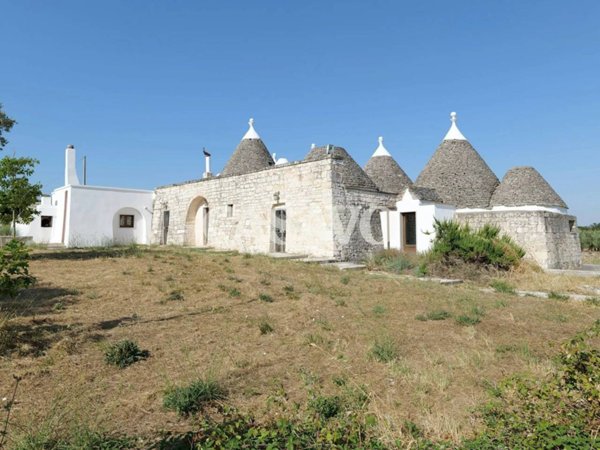 casa indipendente in vendita a Martina Franca in zona Monte Ilario