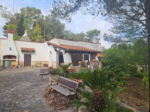 casa indipendente in vendita a Martina Franca