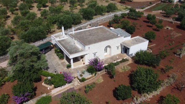 casa indipendente in vendita a Martina Franca in zona Nigri