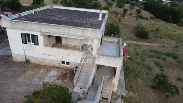 casa indipendente in vendita a Martina Franca in zona Lamia Vecchia