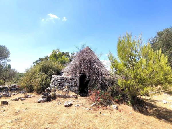 casa indipendente in vendita a Martina Franca in zona Specchia Tarantina