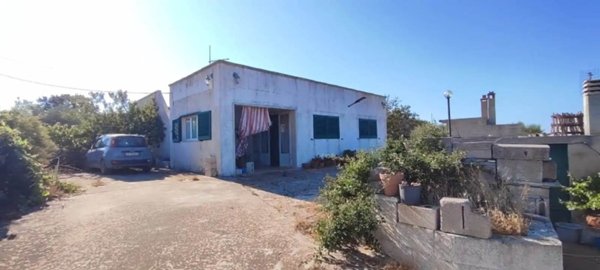 casa indipendente in vendita a Martina Franca in zona Papadomenico
