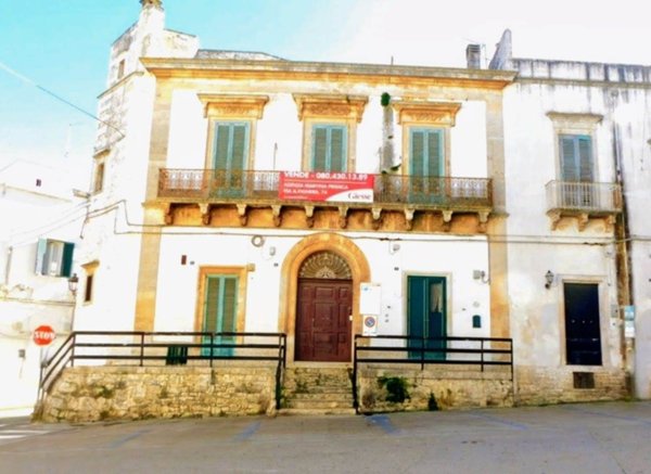 casa indipendente in vendita a Martina Franca in zona Centro Storico