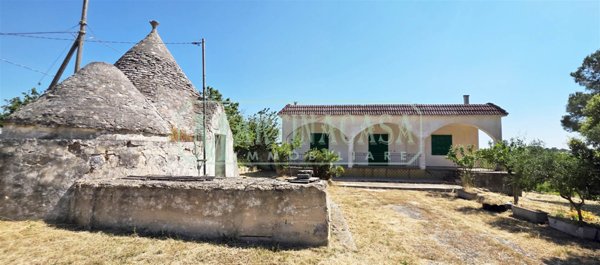 casa indipendente in vendita a Martina Franca in zona Trasconi
