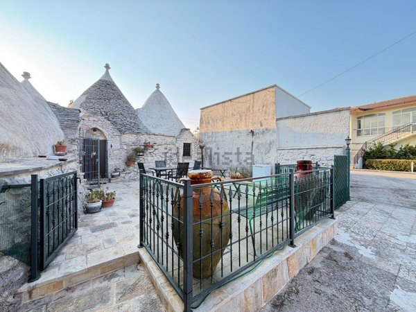 casa indipendente in vendita a Martina Franca in zona San Paolo
