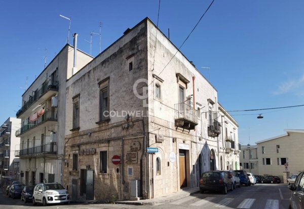casa indipendente in vendita a Martina Franca in zona Centro Storico