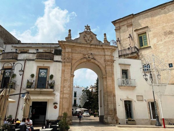 intera palazzina in vendita a Martina Franca in zona Centro Storico