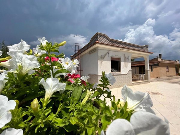 casa indipendente in vendita a Maruggio in zona Mirante