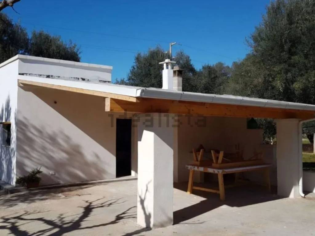 casa indipendente in vendita a Maruggio
