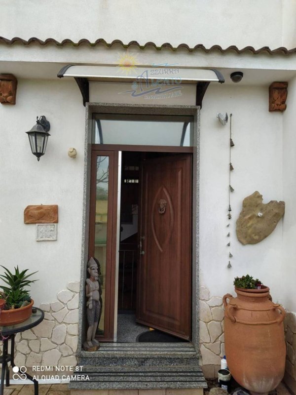 casa indipendente in vendita a Maruggio