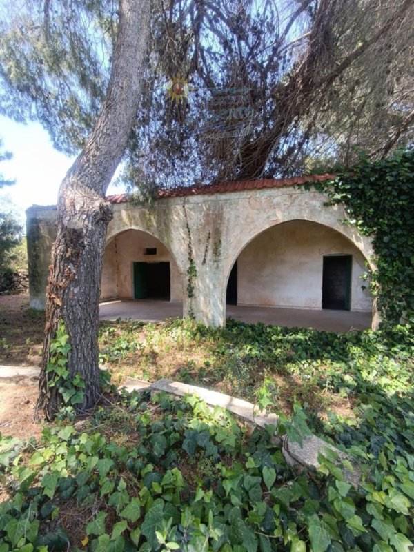 casa indipendente in vendita a Maruggio