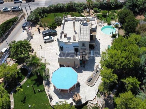 casa indipendente in vendita a Maruggio