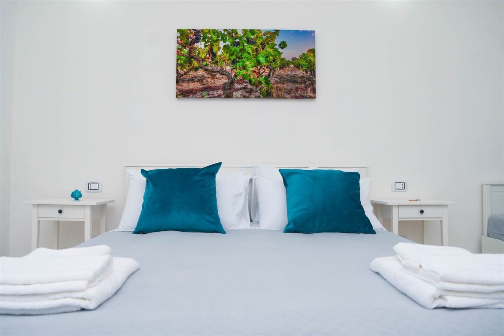 casa indipendente in vendita a Maruggio