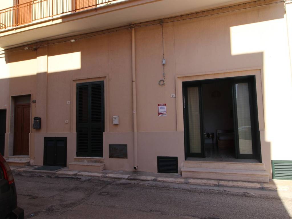 casa indipendente in vendita a Maruggio