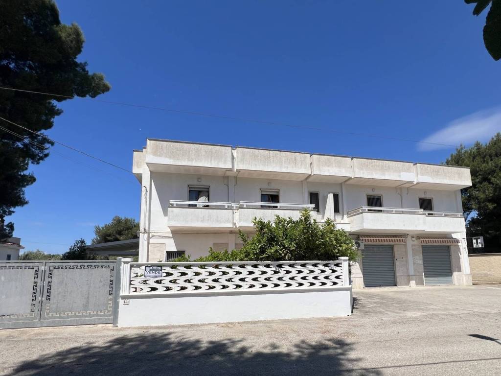 appartamento in vendita a Maruggio in zona Acqua Dolce