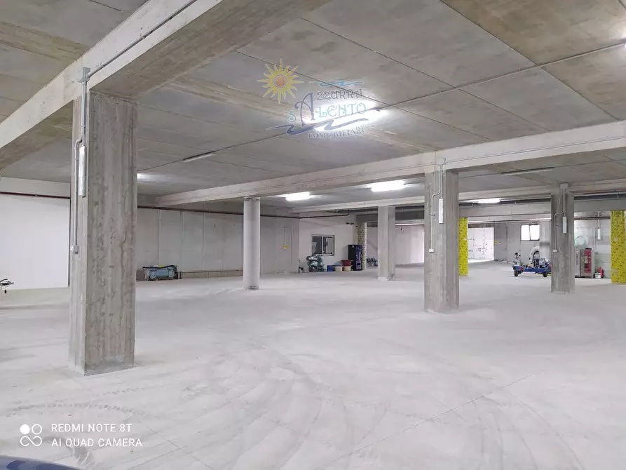 locale commerciale in vendita a Maruggio