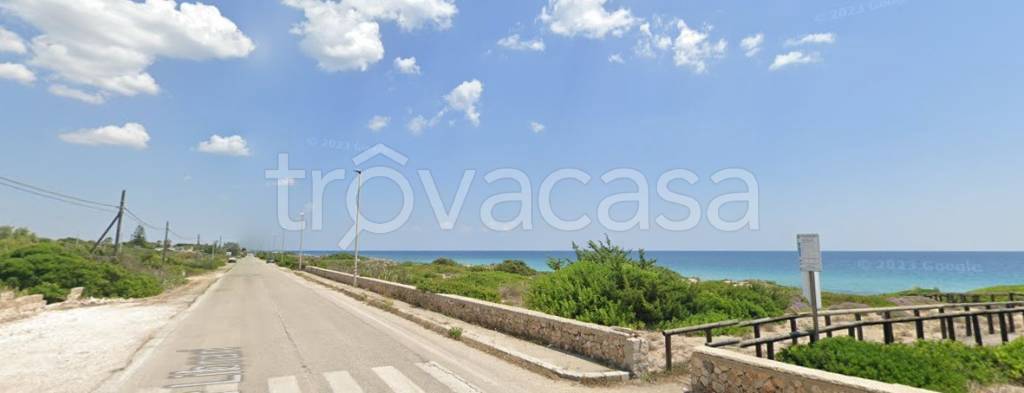 casa indipendente in vendita a Maruggio in zona Acqua Dolce