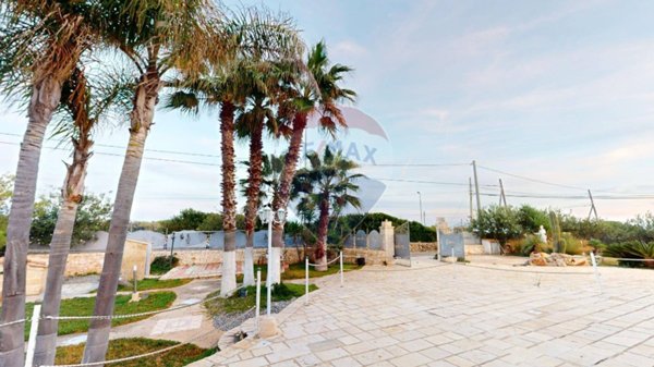 casa indipendente in vendita a Maruggio in zona Commenda