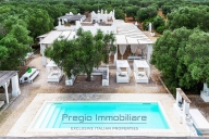 casa indipendente in vendita a Maruggio