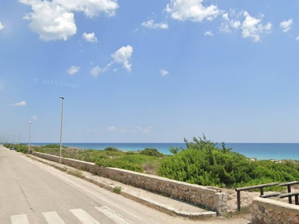 casa indipendente in vendita a Maruggio in zona Acqua Dolce