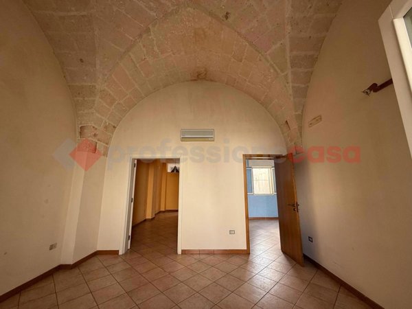 casa indipendente in vendita a Maruggio